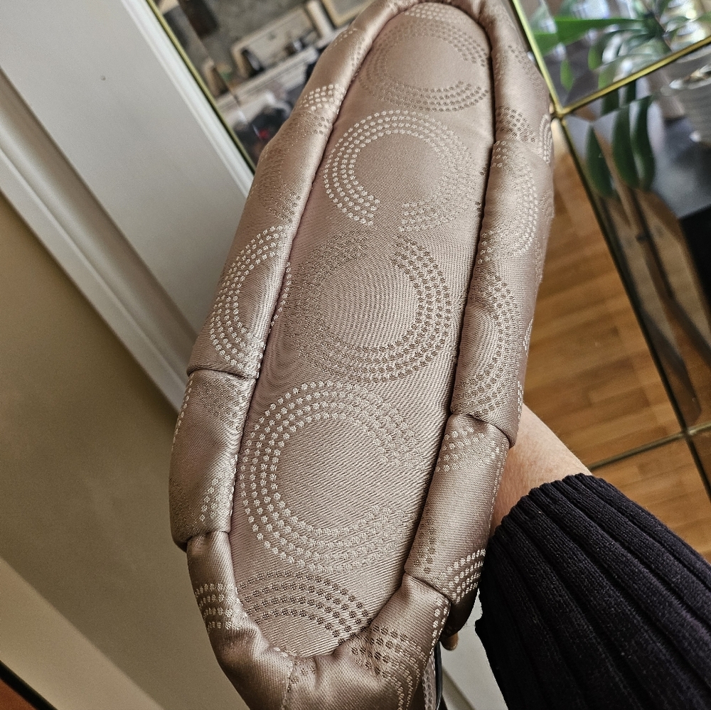Coach Beige and Brown Women's Handbag - Picture 5 of 8